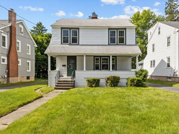 46 Robbins Drive, Wethersfield, CT 06109