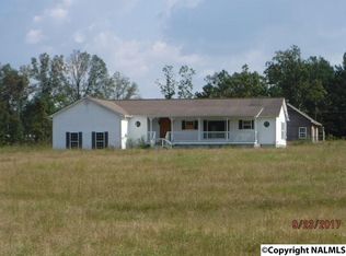 9493 Rocky Ford Rd, Hokes Bluff, AL 35903