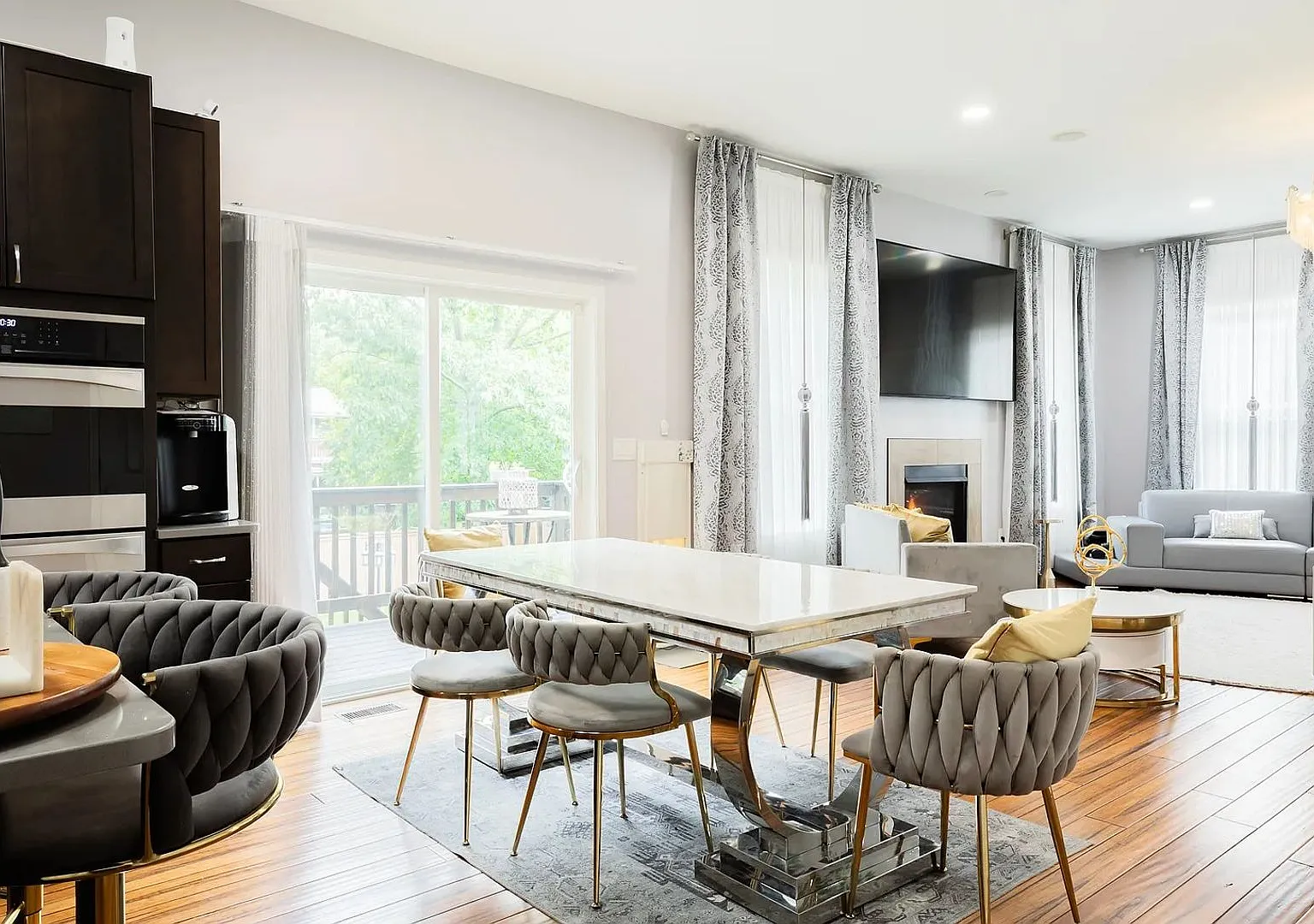 Welcome to your new luxury home! — Photo 2