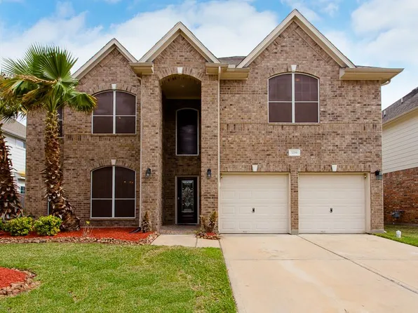 3219 Village Pond Ln, Fresno, TX 77545