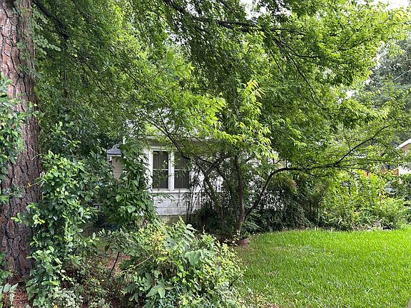 3rd image of 120 South St