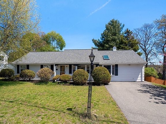 2nd image of 12 Theresa Rd