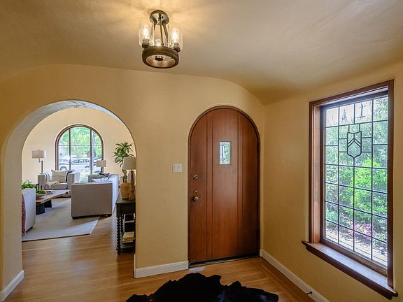 2nd image of 766 Walnut Ave