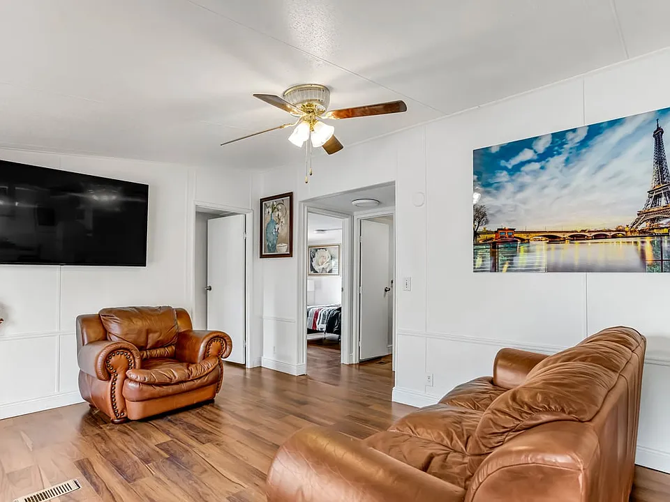 33608 Mandrake Rd