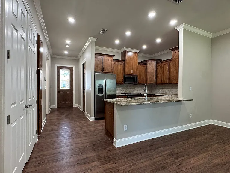 Creekview Estates — Photo 6