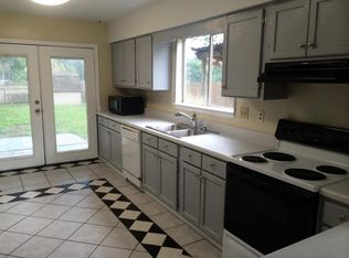 24 North St, Mary Esther, FL 32569