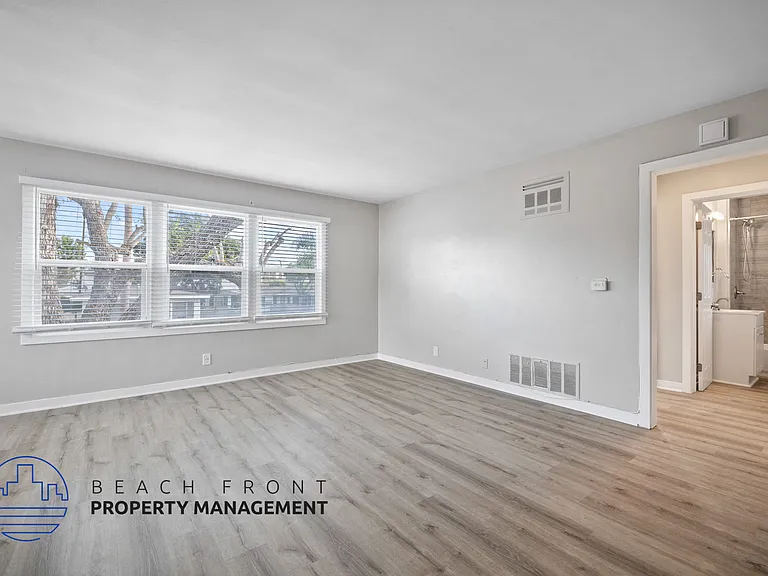 1604-1608 Parton Street — Photo 5