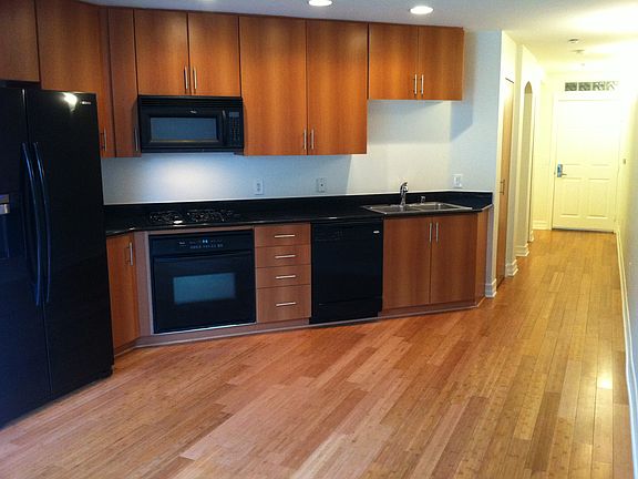 3rd image of 1225 Island Ave Unit 115