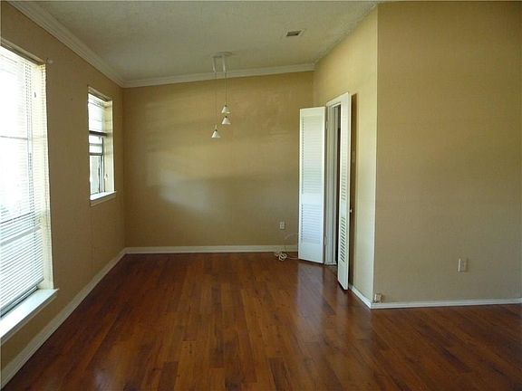 2nd image of 1221 Northridge Dr
