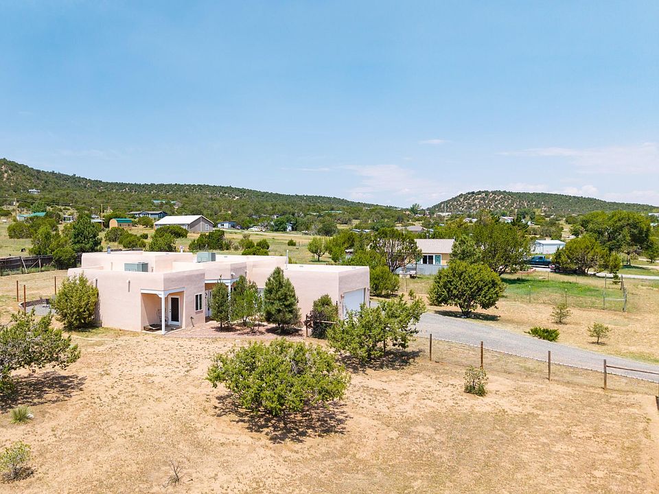 1st image of 31 Babalos Dr