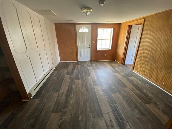 3rd Bedroom/ Living Room