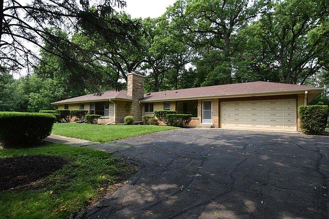 1st image of 3N210 Valewood Dr