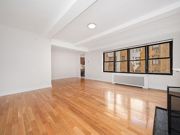 4th image of 400 E 57th St APT 15A