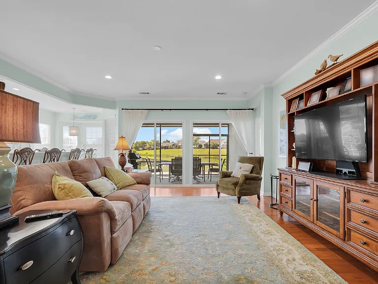 17 Thomas Bee Dr — Photo 19