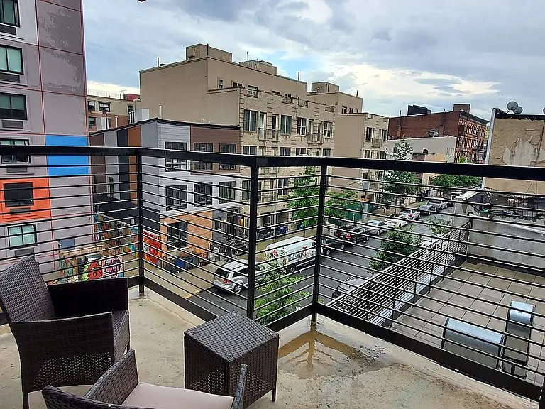 810 Flushing Ave #4D — Photo 6