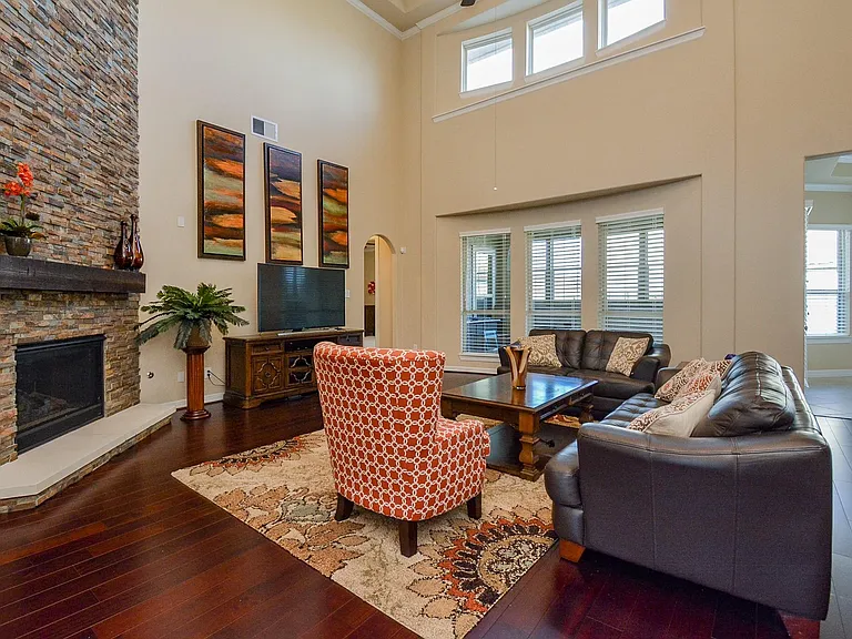 6302 Kennedy Hills Ct — Photo 30