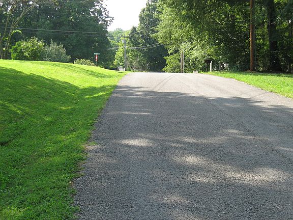 4th image of 0 Hillwood Dr Lot 36