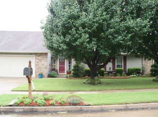 2310 S Beech Ct, Broken Arrow, OK 74012