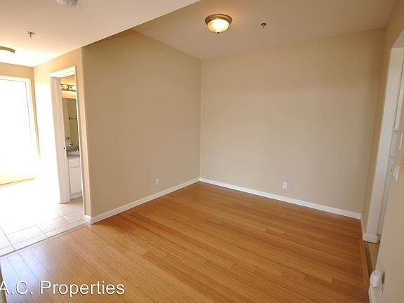 5th image of 425 N Alvarado St APT 201