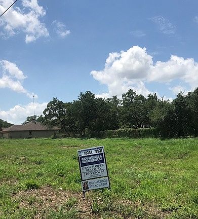 4th image of 45 Oak Krest Blvd
