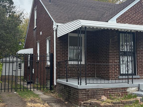 2nd image of 15909 Lauder St