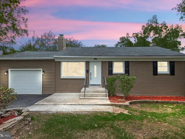 1707 Sharp Dr, Woodbridge, VA 22191