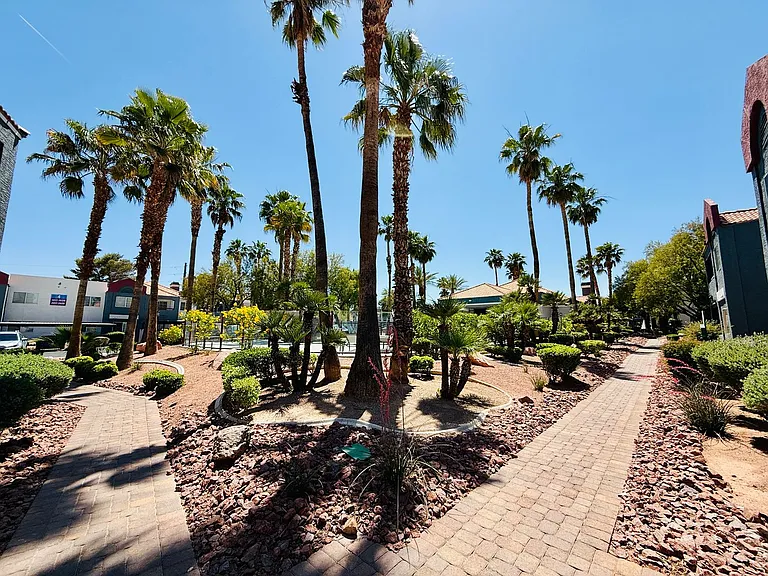 8600 W Charleston Blvd #1034 — Photo 3