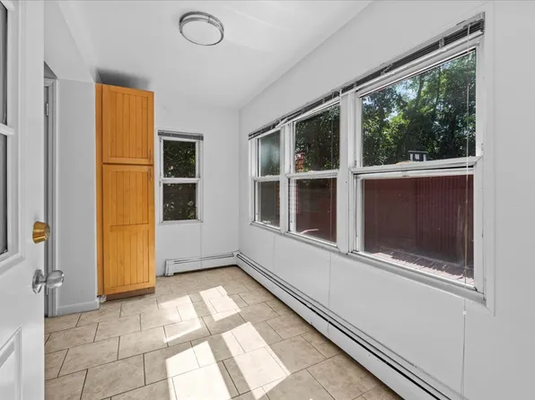 2710 Edgehill Avenue image 10 of 30