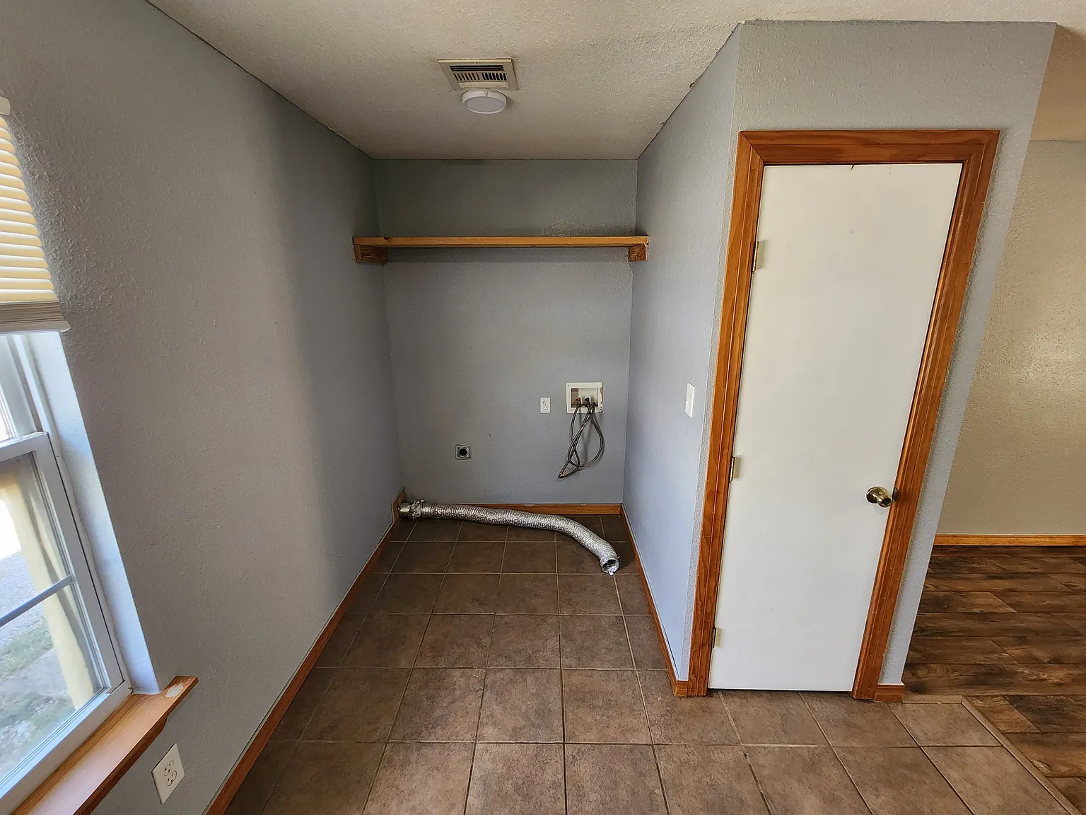 218 East 14th Street- Apt B- Whiting - 1 — Photo 4