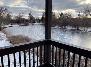 835 Waterview Cir APT 3, Vernon Hills, IL