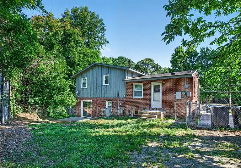 1821 W Meadowview Rd — Photo 43