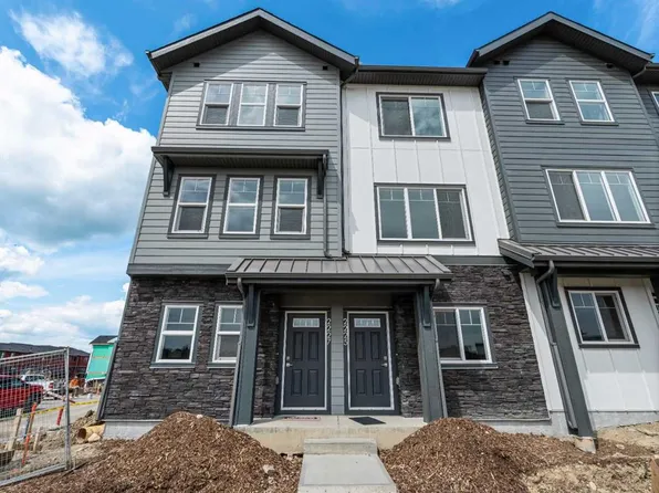 200 E Southridge Dr #1306, Okotoks, AB T1S 0N8