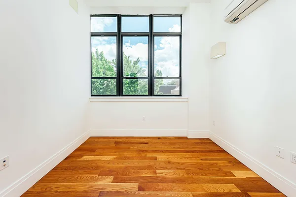 Rented by Nooklyn NYC LLC | media 50