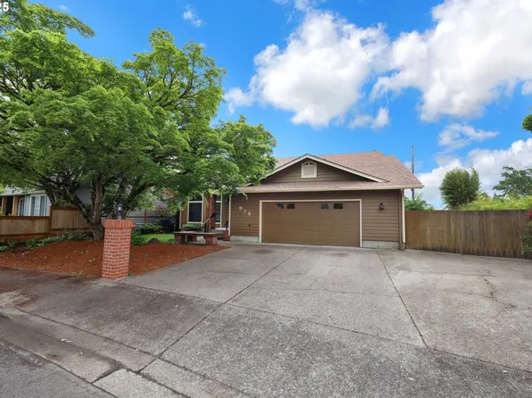 915 Marquet Way, Eugene, OR 97401