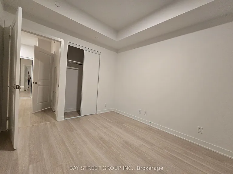 50 Upper Mall Way #1806B — Photo 13