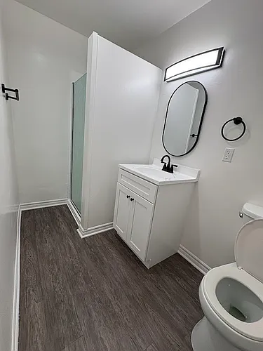 Tropical Breeze Apartments Photo 1