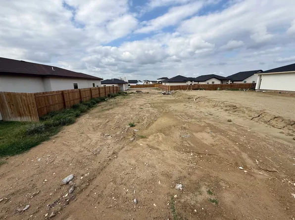 6002 Heather Loop, Laredo, TX 78043