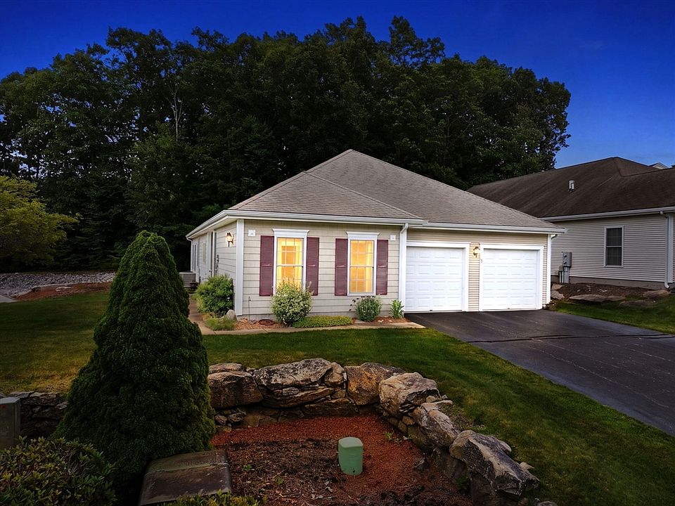 1st image of 12 Summerfield Dr Unit 12