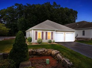 12 Summerfield Dr UNIT 12, Uxbridge, MA 01569