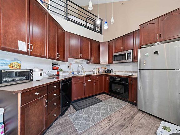4th image of 6550 W Old Banff Coach Rd SW #114
