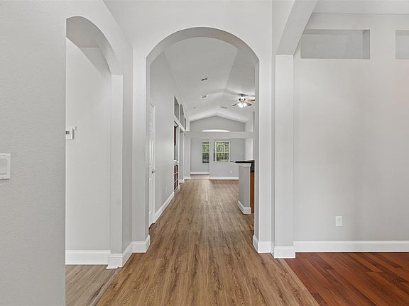 5th image of 3526 Morgans Bluff Ct