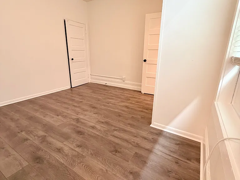 1911 N Kilpatrick St #10 — Photo 5