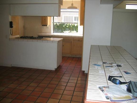 3rd image of 5431 Ludlow Ave