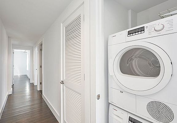 5th image of 341 Eastern Pkwy APT 6H
