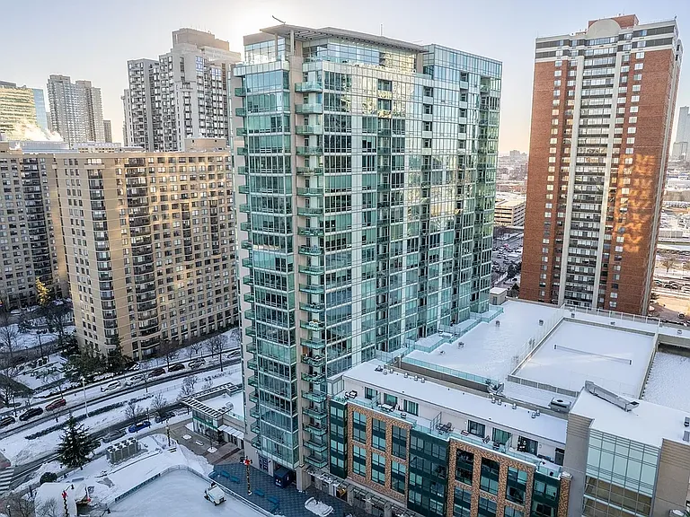 20 Newport Pkwy #2306 — Photo 34