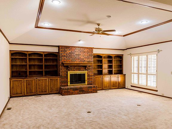 2nd image of 3617 Rockwood Rd