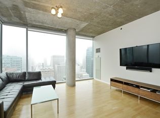 600 N Fairbanks Ct #P1112, Chicago, IL
