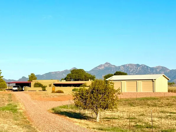 102 Papago Springs Rd, Elgin, AZ 85611