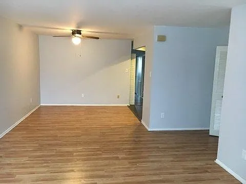 2437 Tremont St #B — Photo 9