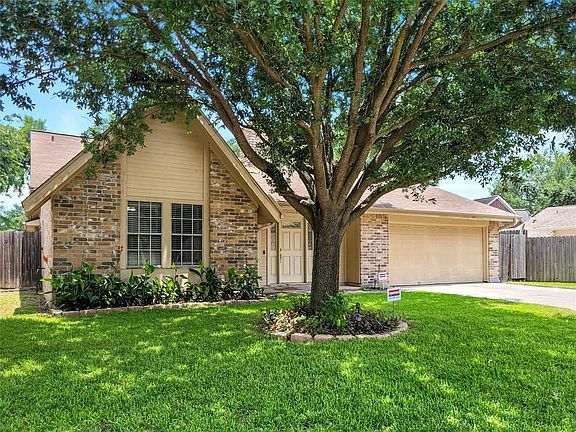 3rd image of 10814 Golden Grain Dr